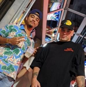 Meet your Posher, Sidney